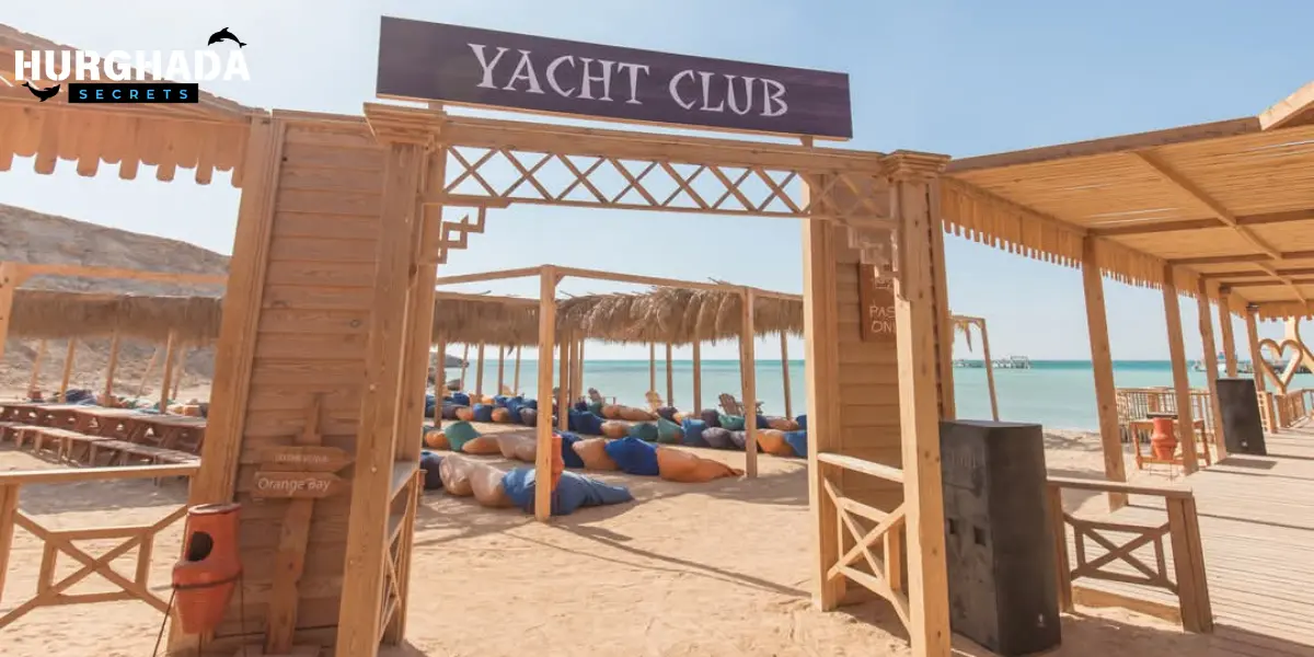 yacht club